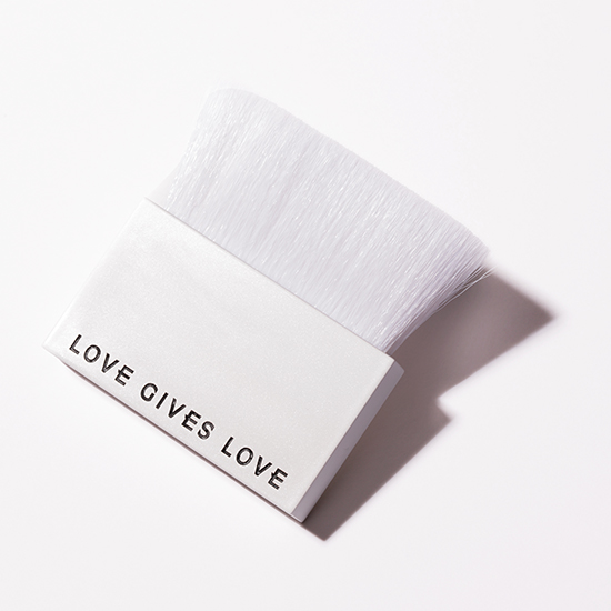 [LOVE GIVES LOVE]Vegan brush(ヴィーガンブラシ)